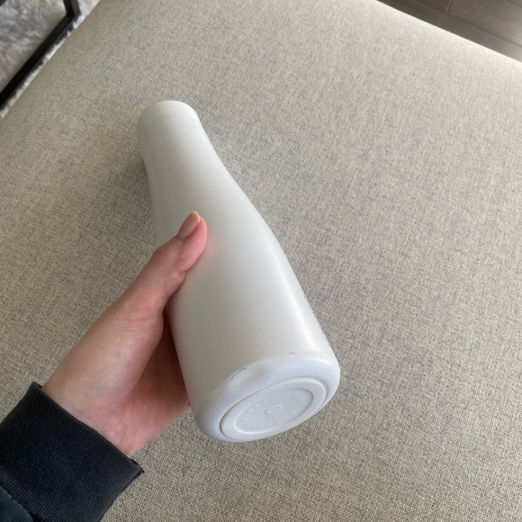 Lululemon Waterbottle - Picture 2 of 3